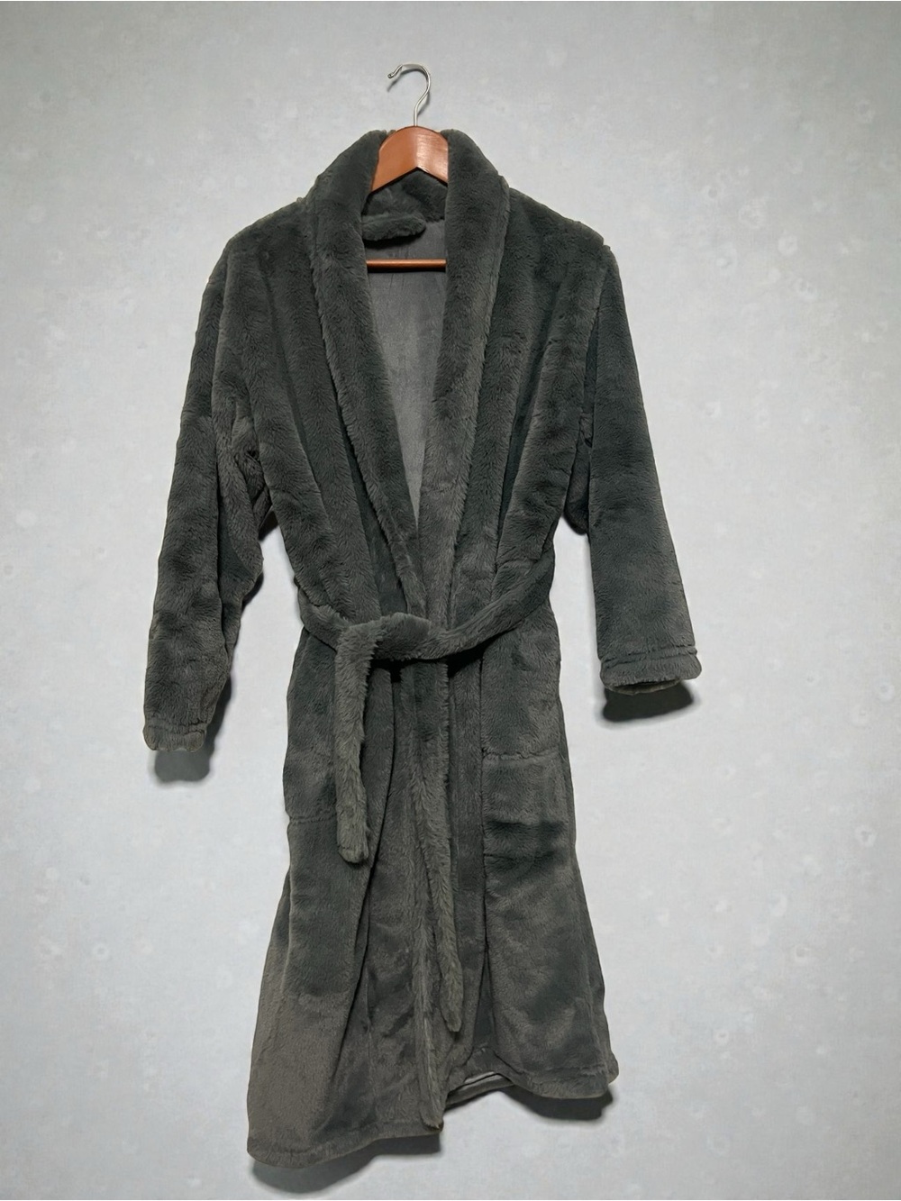 Minky Couture Gray Satin and Fur Spa Bed Robe size XS - perfect condition!!